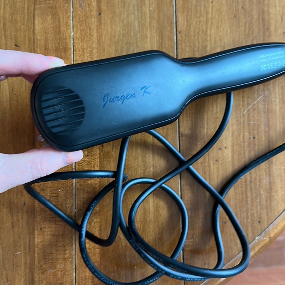 Juergen k electric beard brush